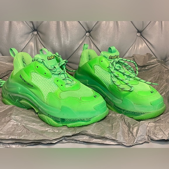 Balenciaga Triple S Neon Green Clear Sole in size 41 (8) - Picture 3 of 3